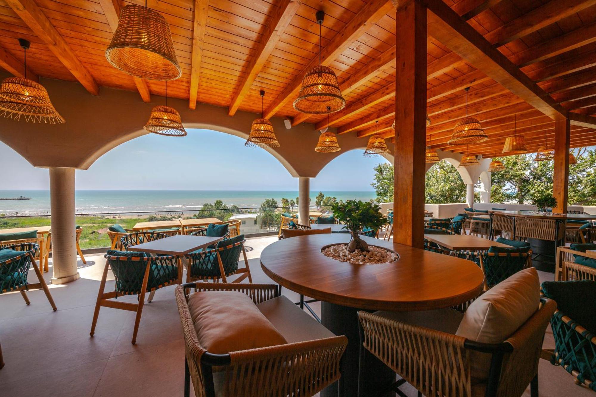 Emara Boutique Hotel Kavaje Luaran gambar