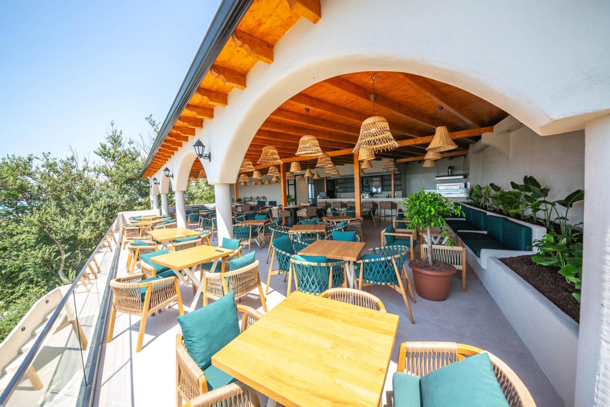 Emara Boutique Hotel Kavaje Luaran gambar