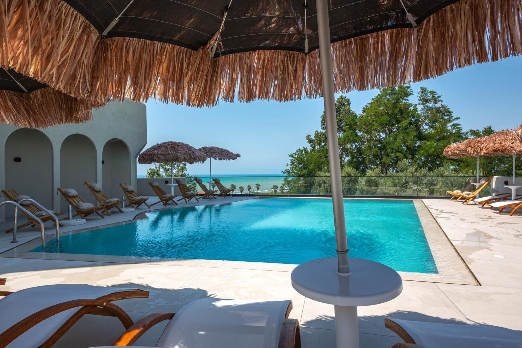 Emara Boutique Hotel Kavaje Luaran gambar
