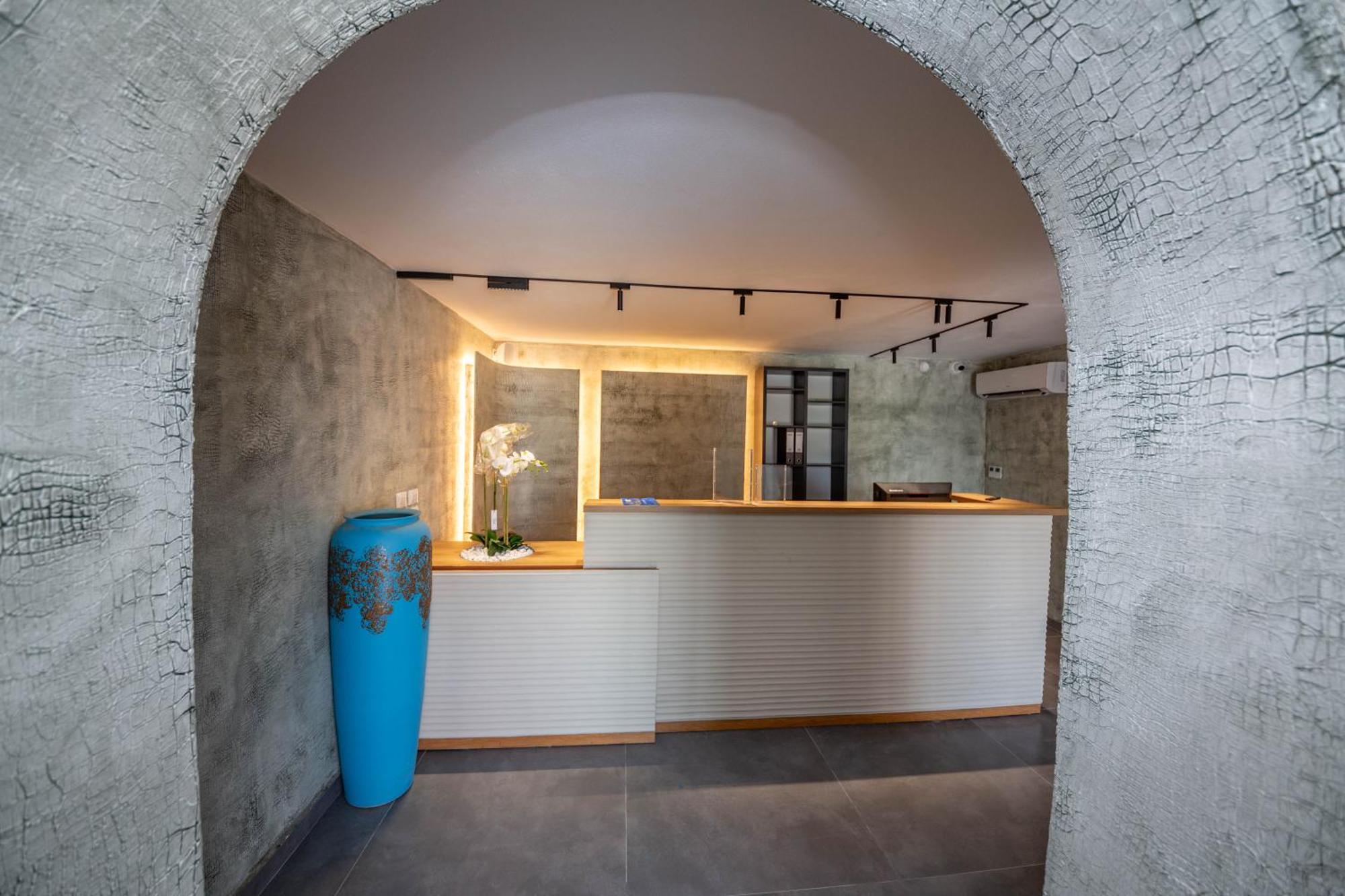 Emara Boutique Hotel Kavaje Luaran gambar