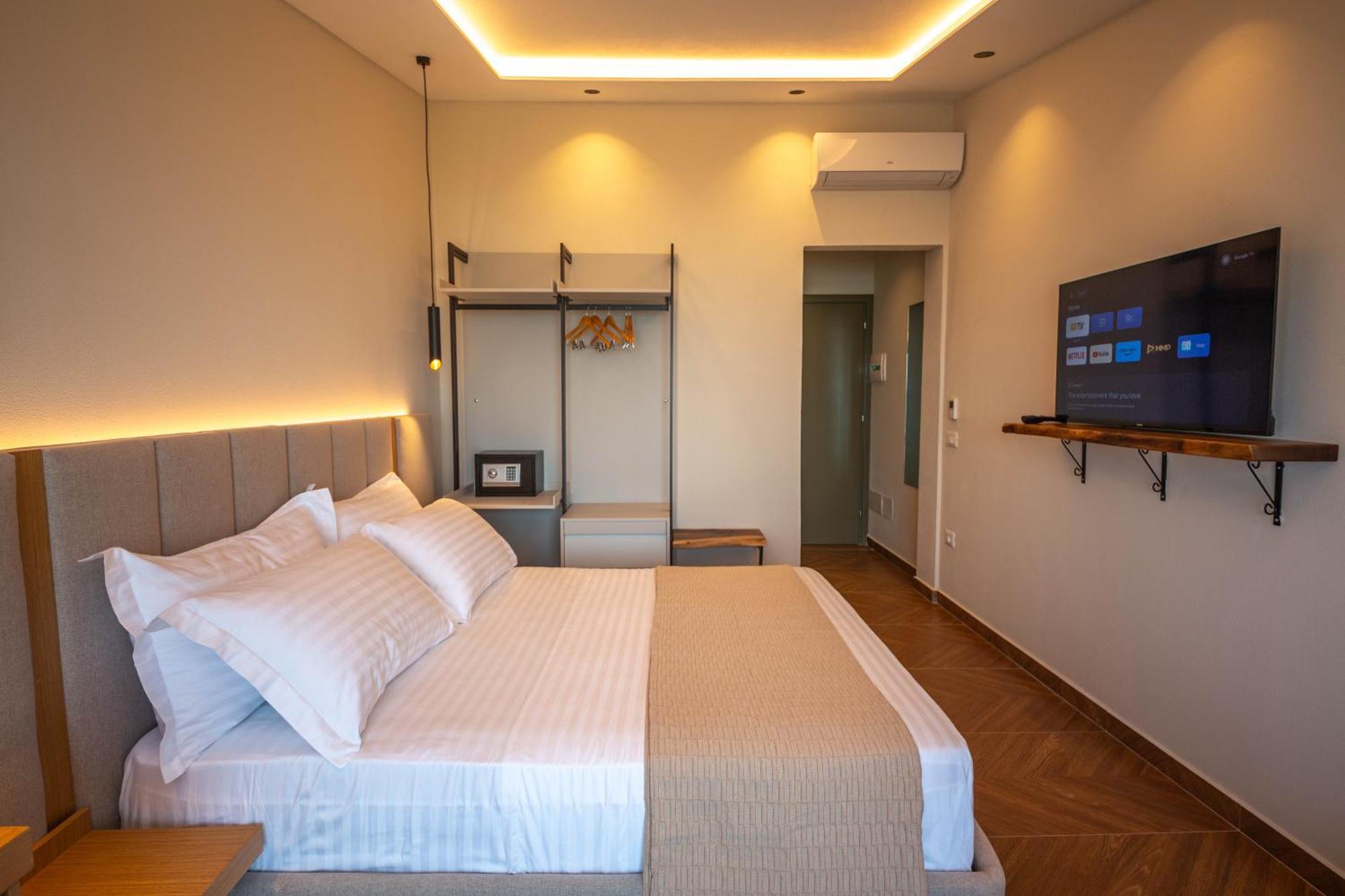 Emara Boutique Hotel Kavaje Bilik gambar