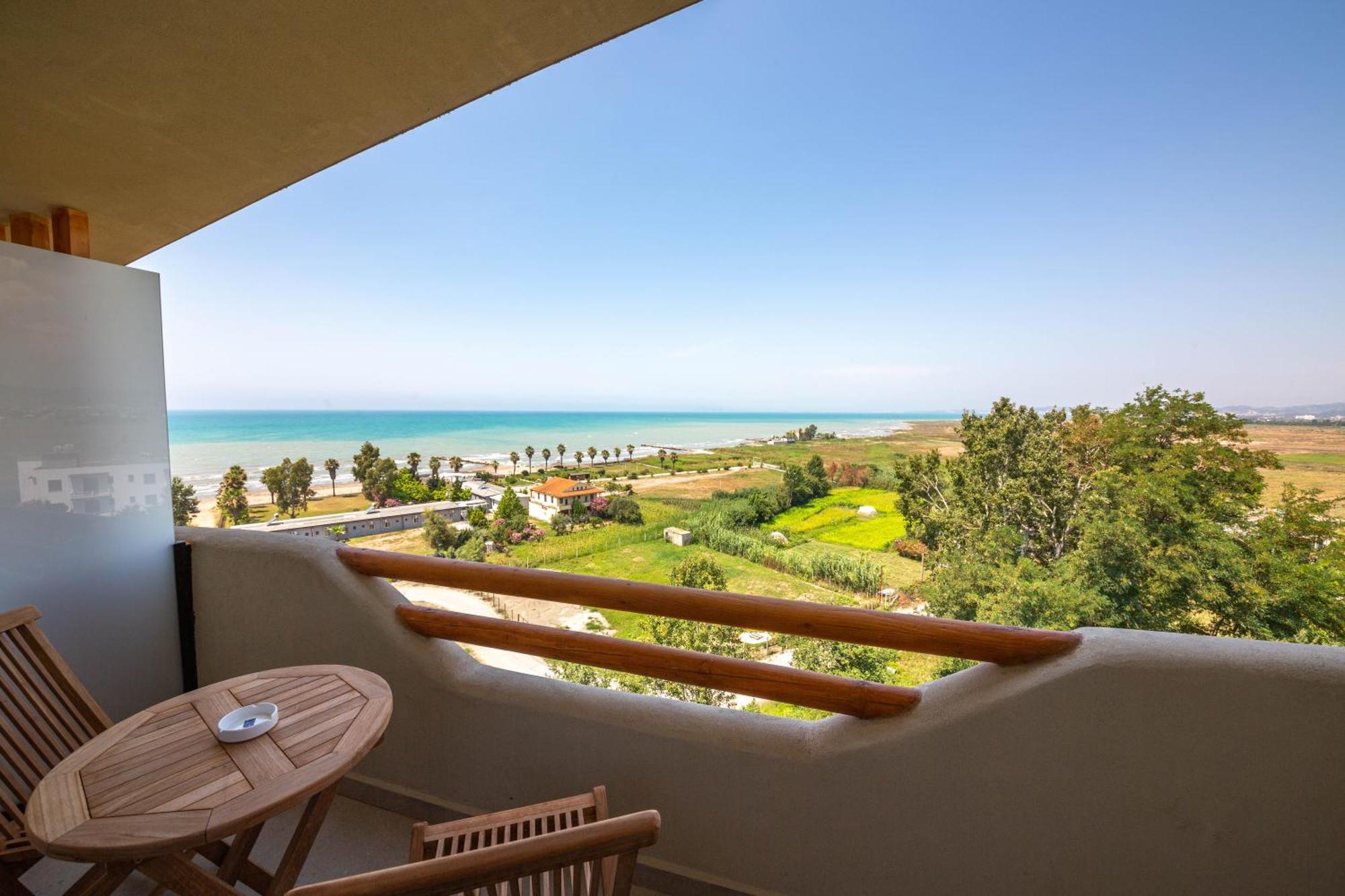 Emara Boutique Hotel Kavaje Luaran gambar
