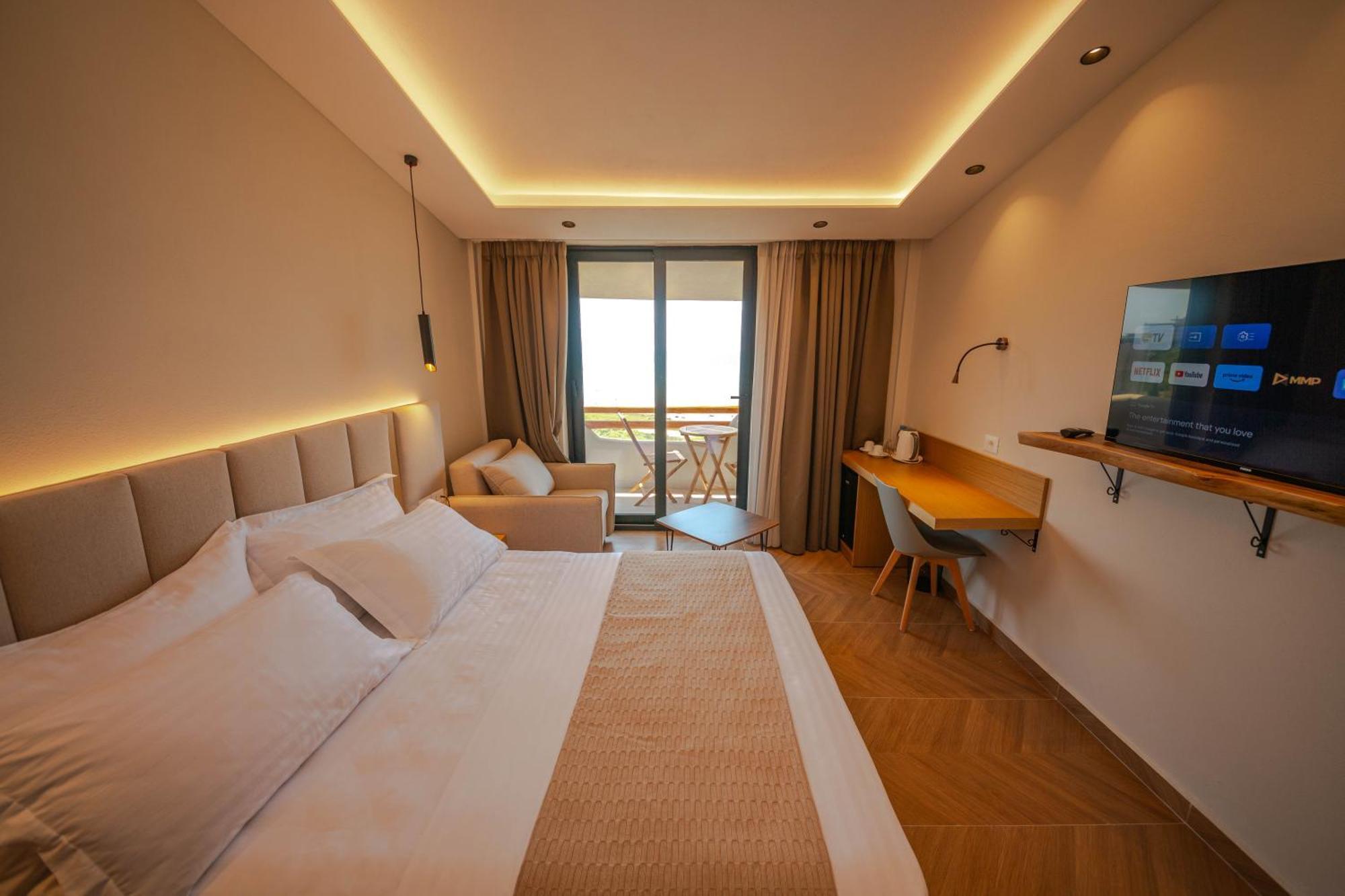 Emara Boutique Hotel Kavaje Bilik gambar