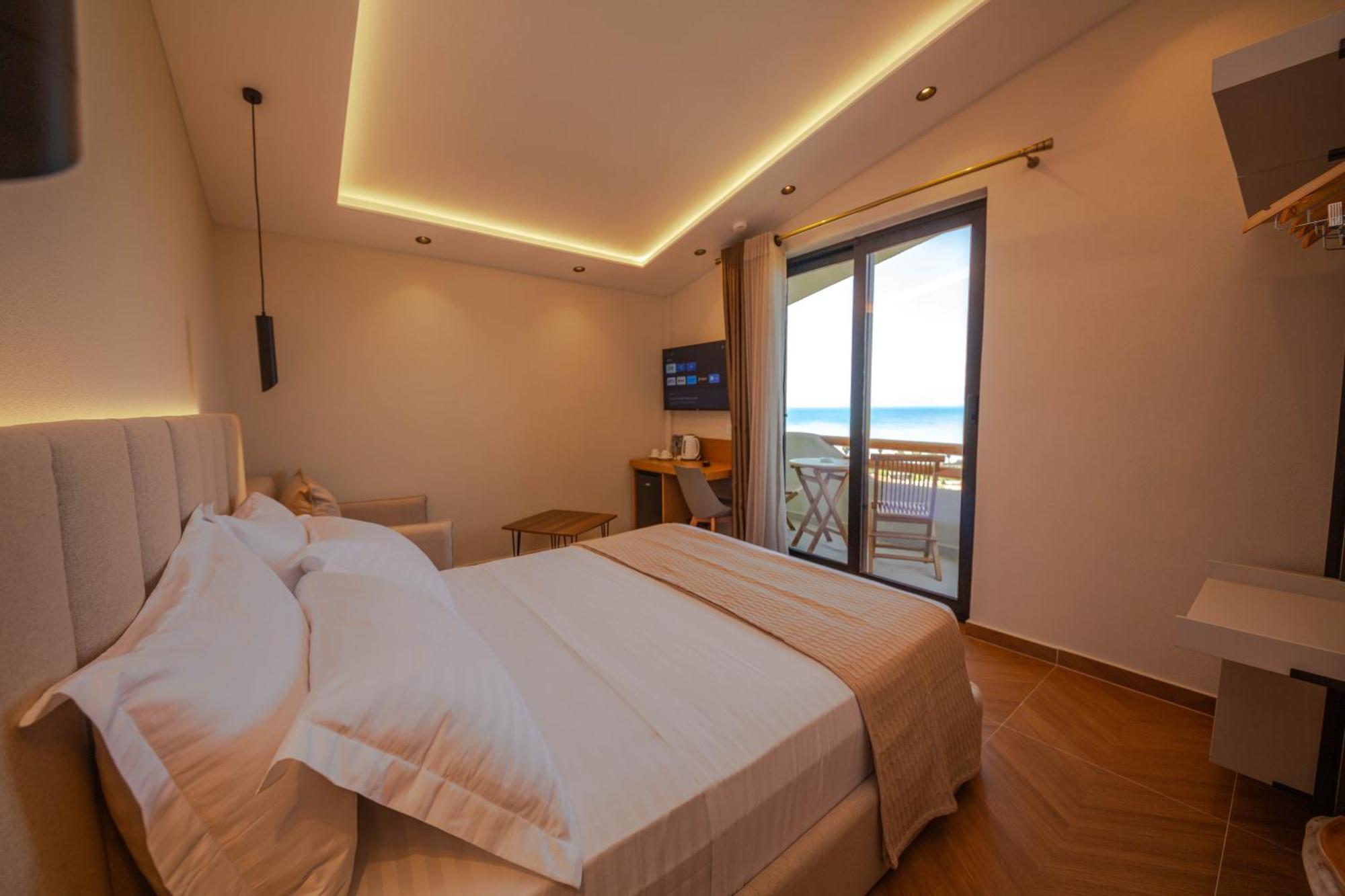Emara Boutique Hotel Kavaje Luaran gambar