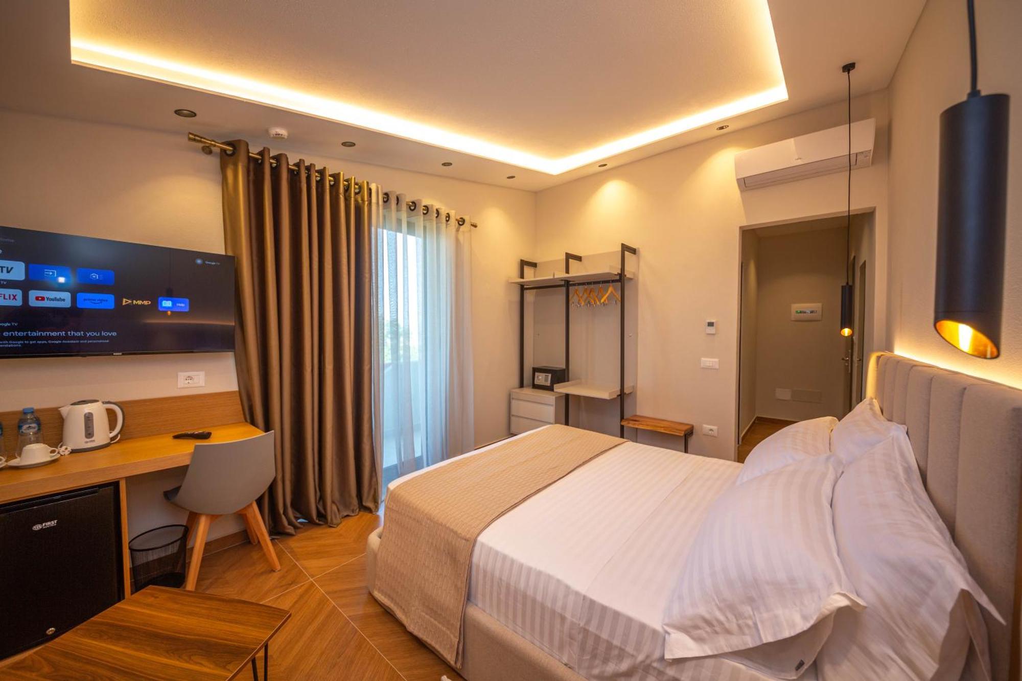 Emara Boutique Hotel Kavaje Bilik gambar