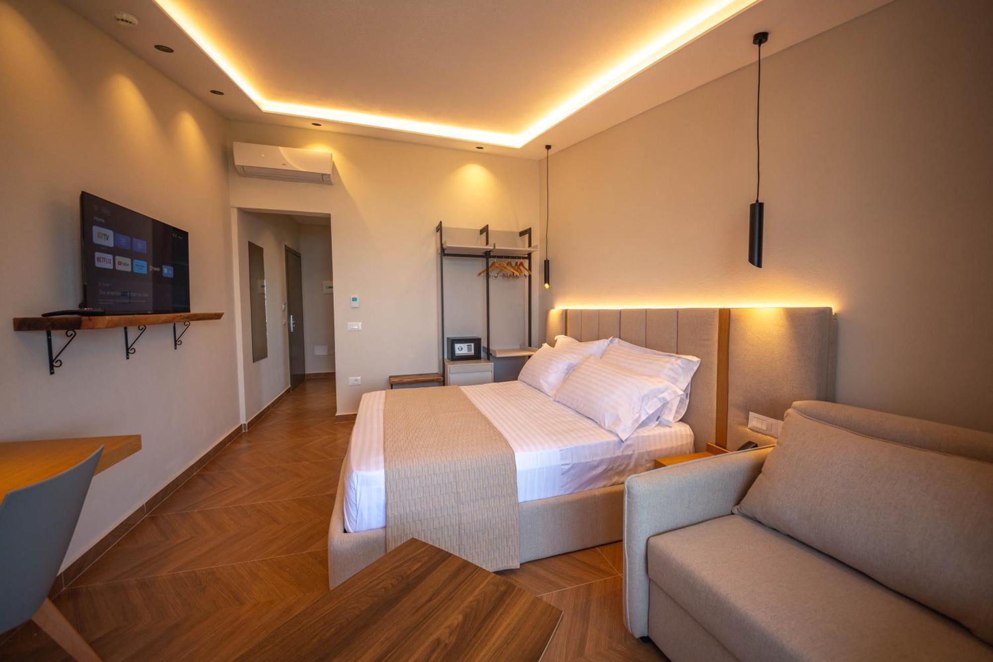 Emara Boutique Hotel Kavaje Bilik gambar